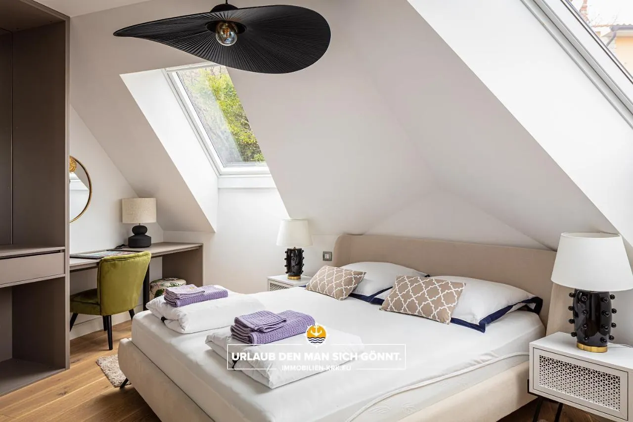 Schindler Luxury Penthouse Apartment Opatija 0*,